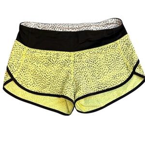 🍋 RARE Lululemon Run Speed Shorts - Dottie Dash 🍋 size 4
